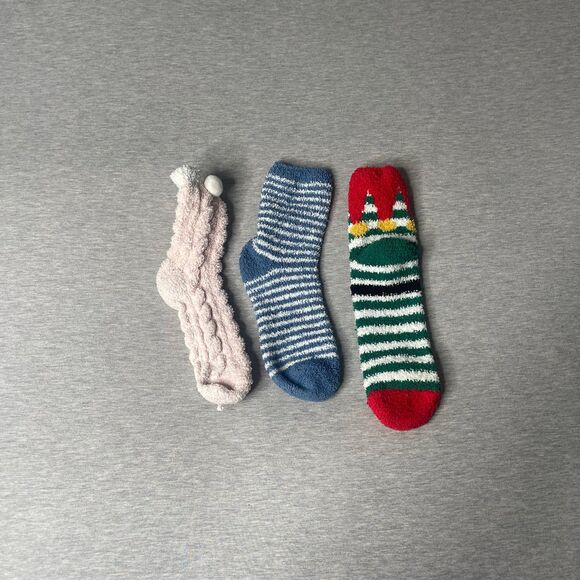 Women’s Cozy Plush Mismatched 3 Crew Socks - Picture 3 of 3